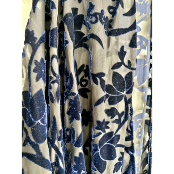 Midnight Blue Kimono, velvet burn out pattern with fringe - Picture 4 of 12